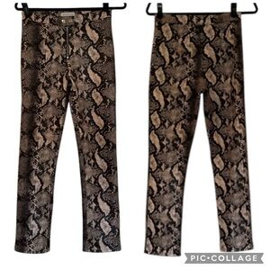 UO Snake Print Faux Leather Cream & Black Exposed Zipper Skinny Pants Size 2